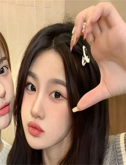 免费蜜桃臀AV精品国产人妻_黑镜第一季在线观看_邻家美姨全文阅读小说免费